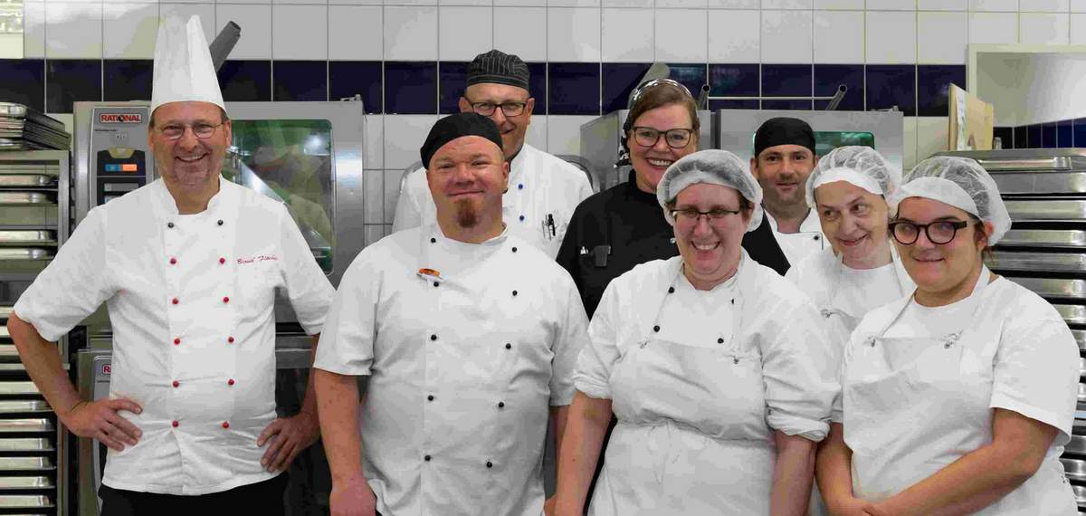 Das Küchenteam von Sophies Küche Das Küchenteam von Sophies Küche